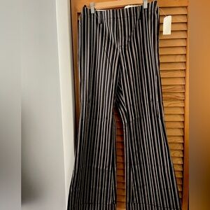 NWT. Gap Cuffed Trouser. Size 10